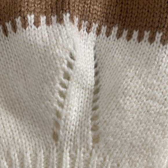 Angashion Women’s Sweater medium - Picture 2 of 7
